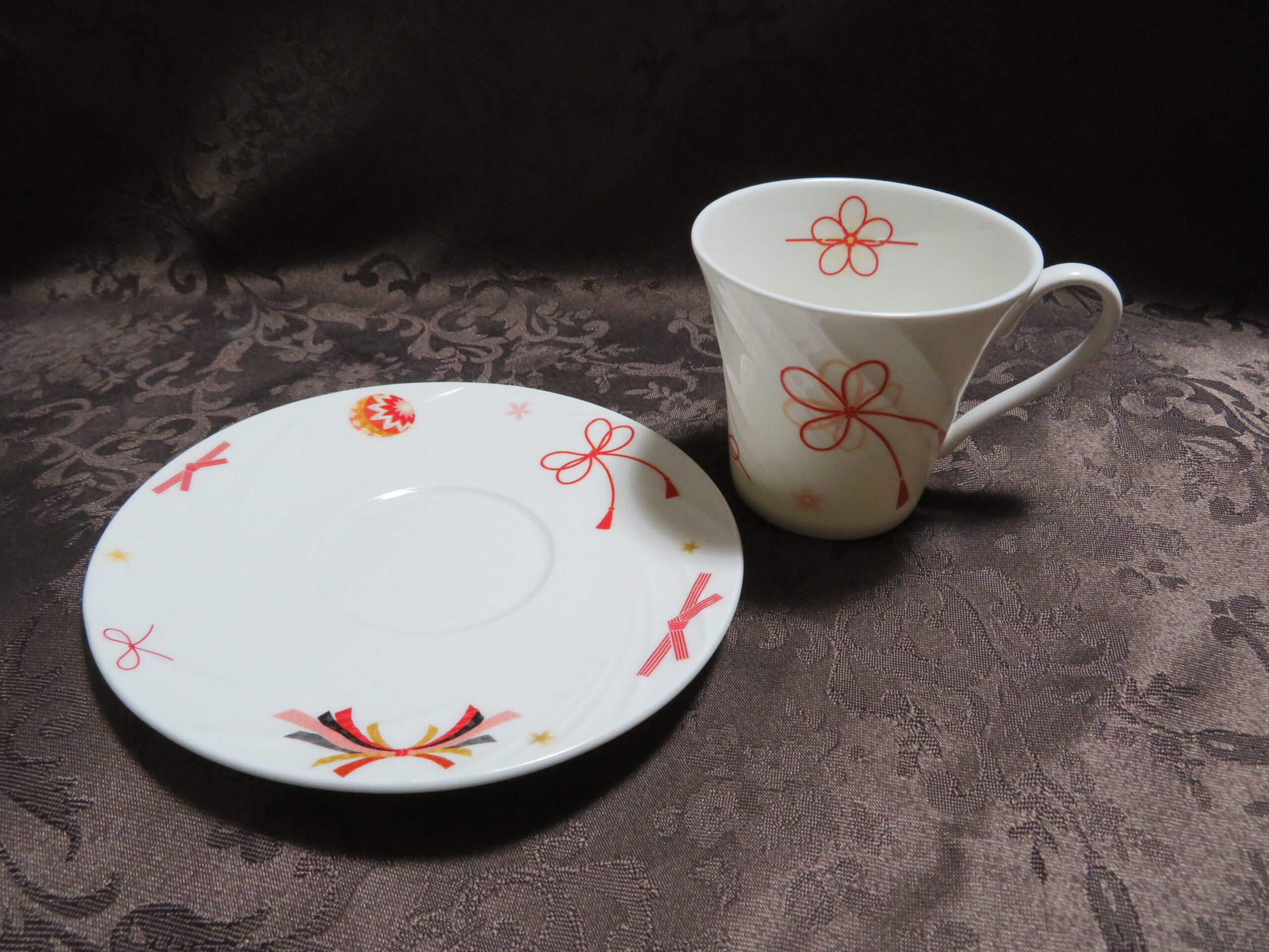 ポーセリングアートマグカップとお皿のセット
